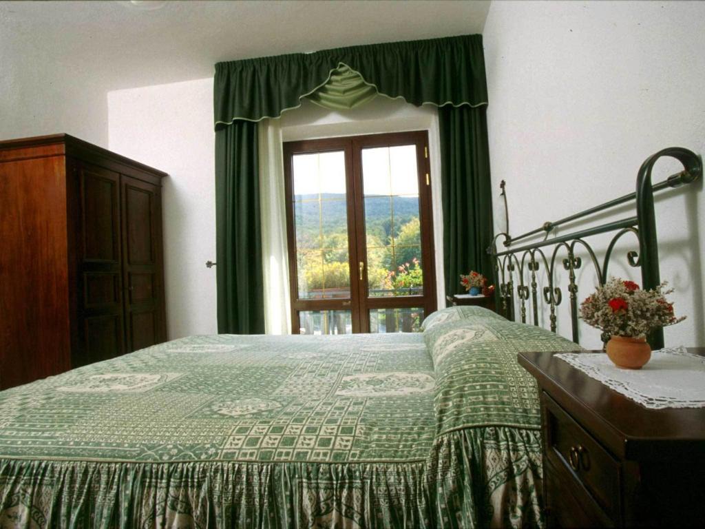 HOTEL ALBERGO LE MACINAIE - MONTE AMIATA CASTEL DEL PIANO (TUSCANY) 2*  (Italia) - da 94 €